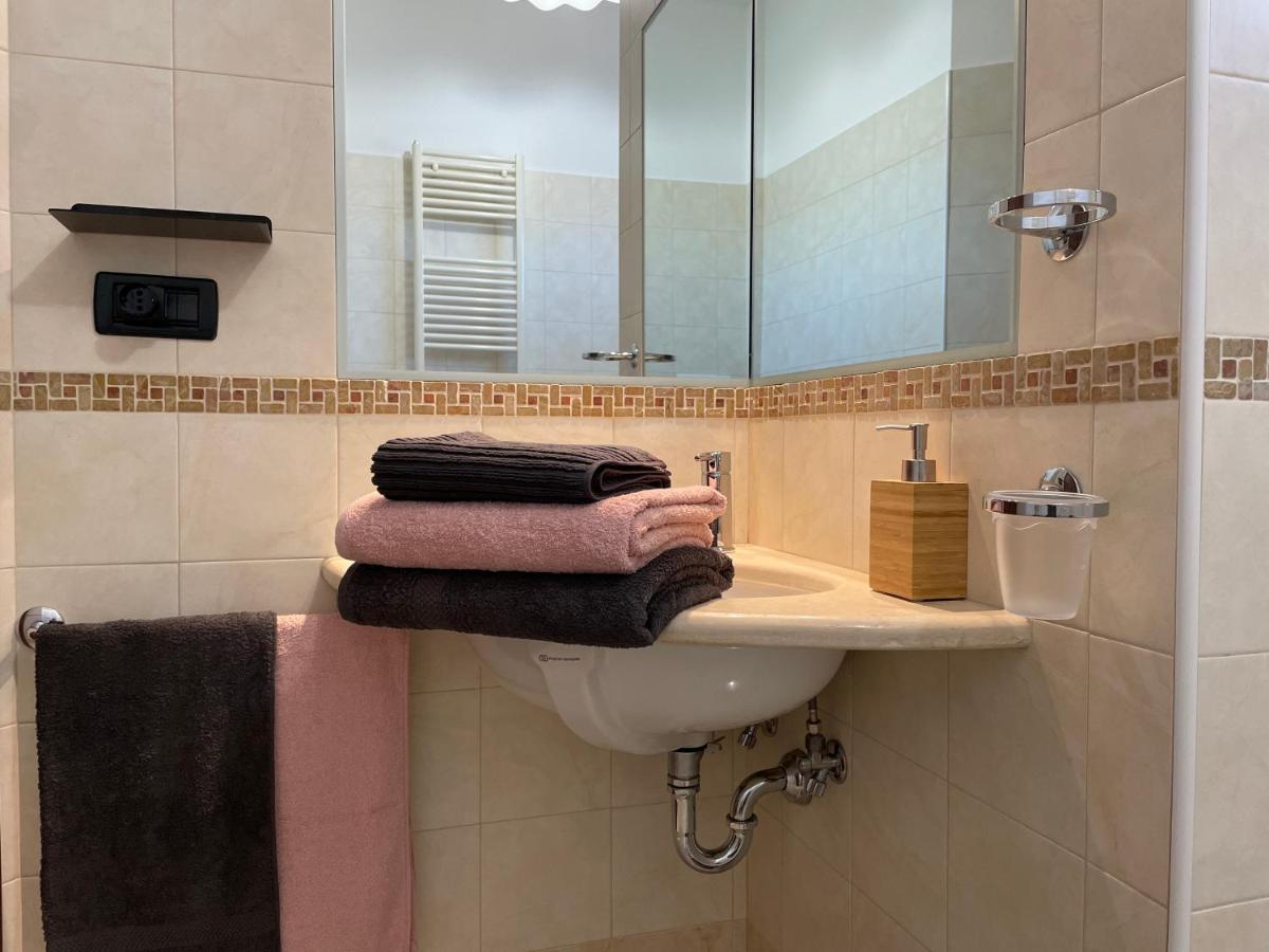 Casa Katiu' Due Camere Indipendenti In Appartamento Di 83 Mq L'Aquila Bagian luar foto